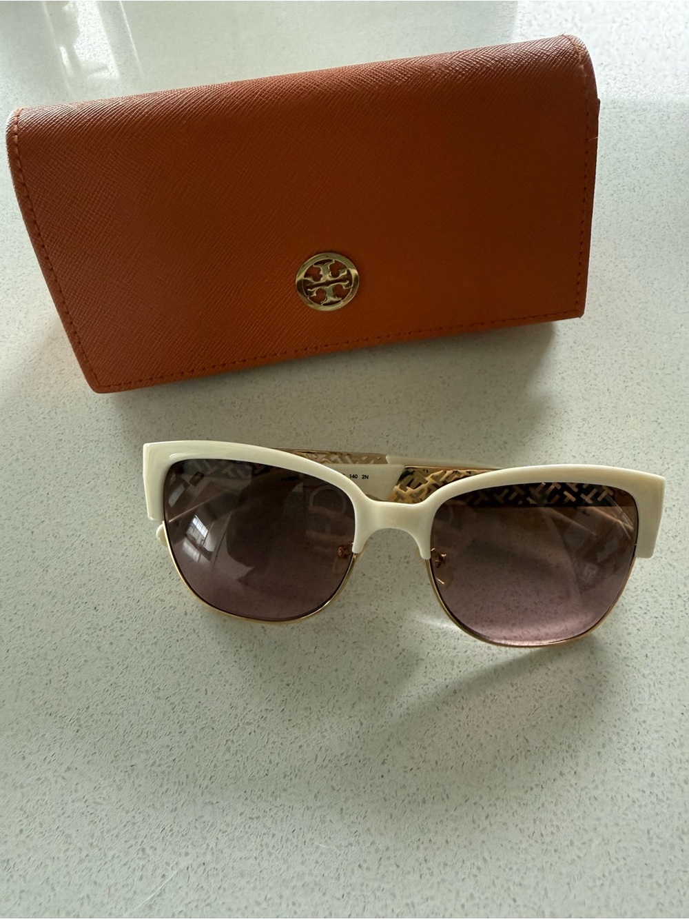 Tory Burch Sunglasses - Picture 7 of 7